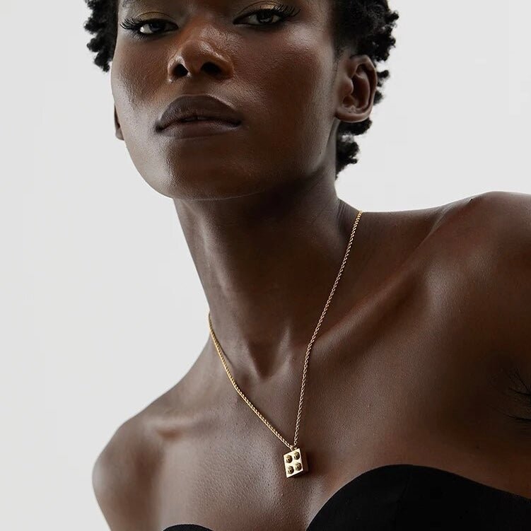 BEHI LEGO NECKLACE - Etoilux