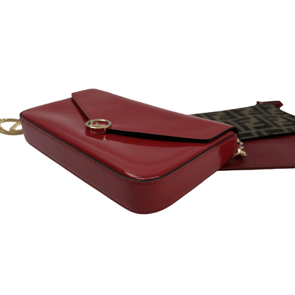Fendi Wallet on Chain "F is Fendi" in Vernice Rossa con Pochette – 21,5 cm - Etoilux