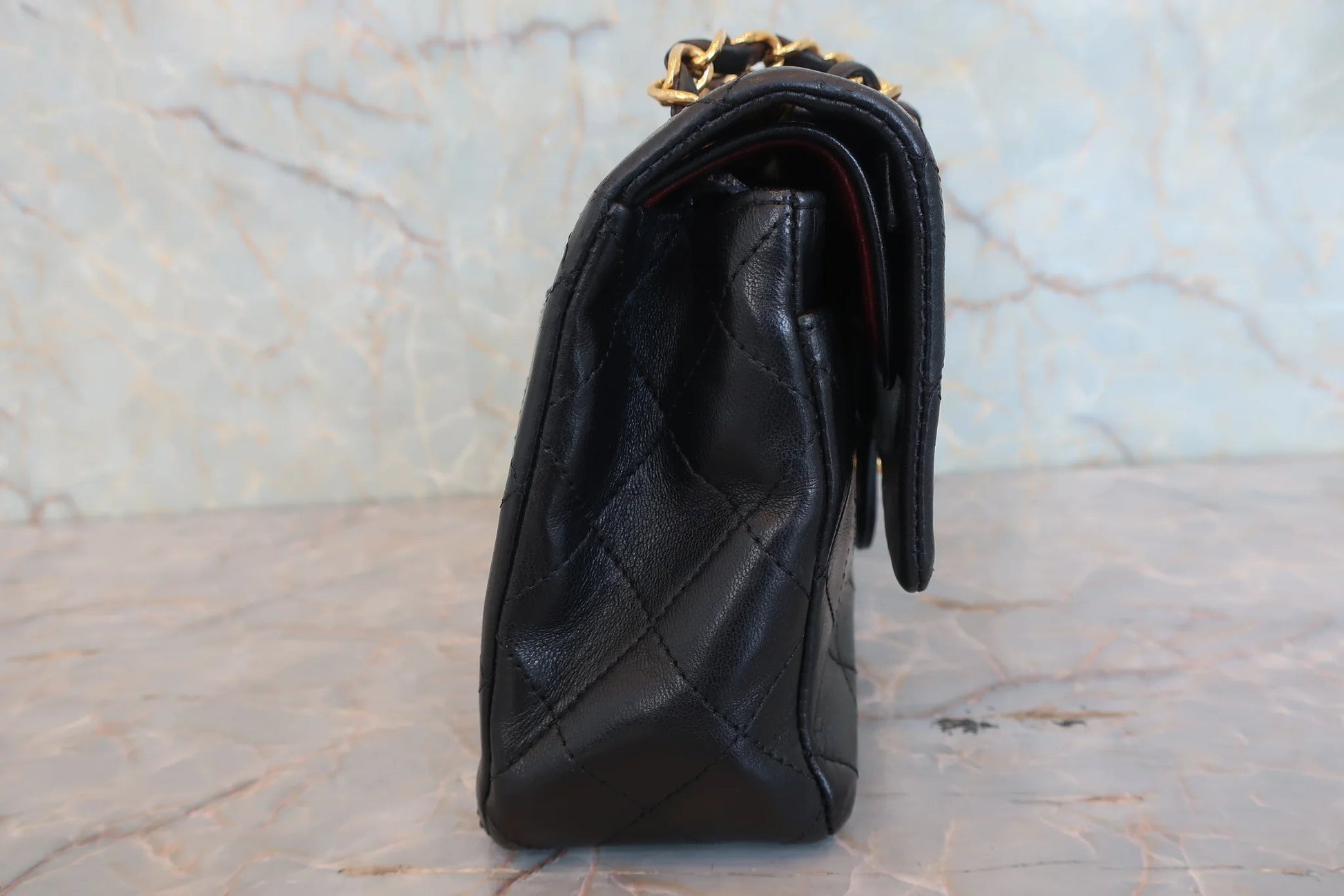 Chanel Timeless Classic Double Flap Small – Pelle di Agnello Nera / Oro – 23 cm - Etoilux