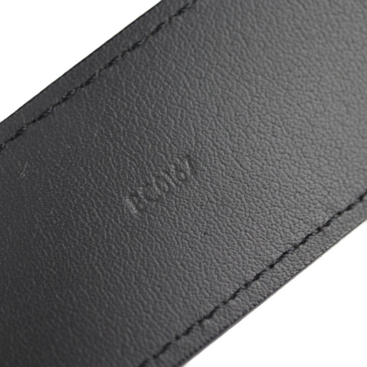 Louis Vuitton – Cintura in Pelle Nera con Fibbia LV Grafica - Etoilux