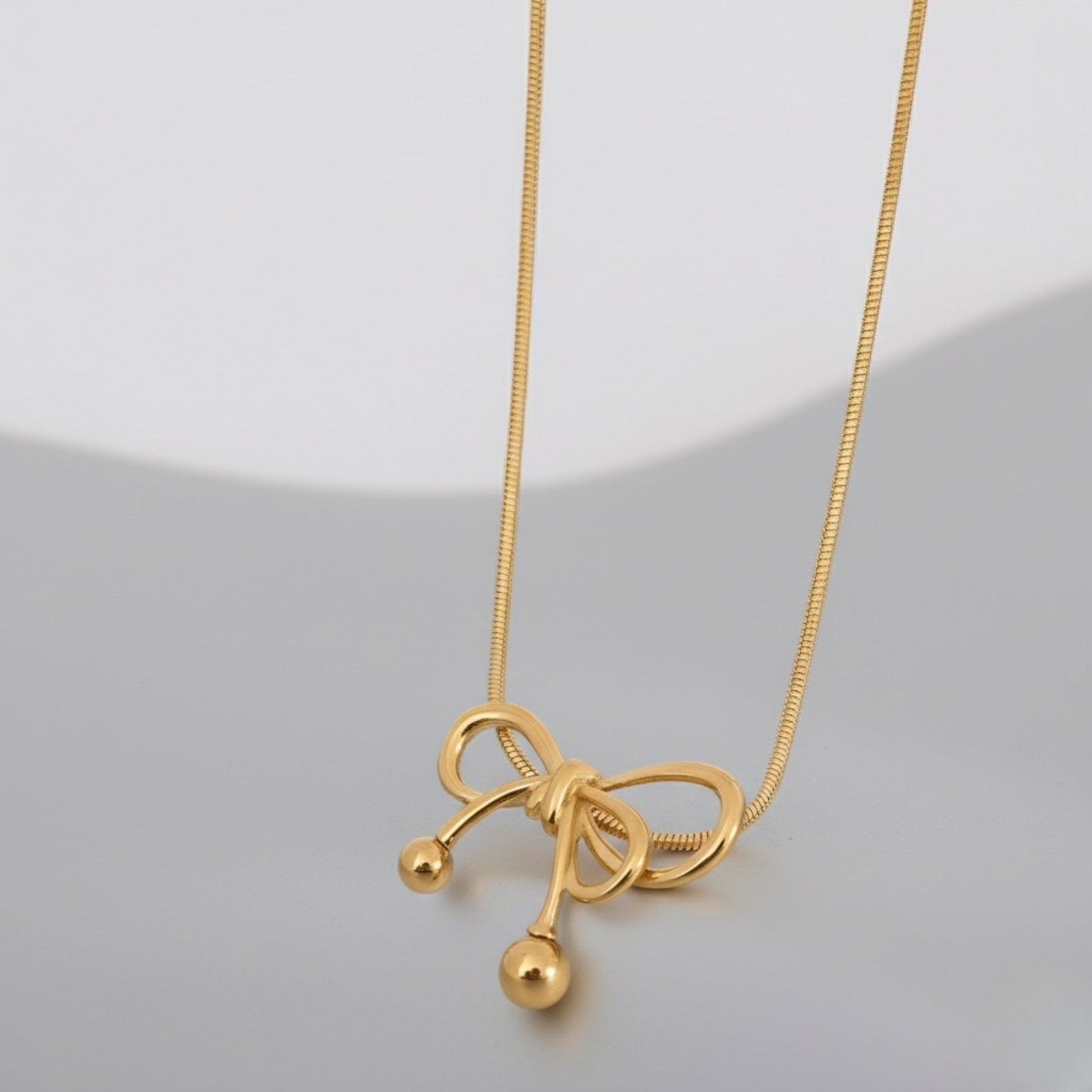 BEHI PAPILLON NECKLACE - Etoilux