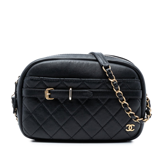 Chanel Camera Bag Matelassé Pelle di Agnello Nera Hardware Oro – 20 cm - Etoilux