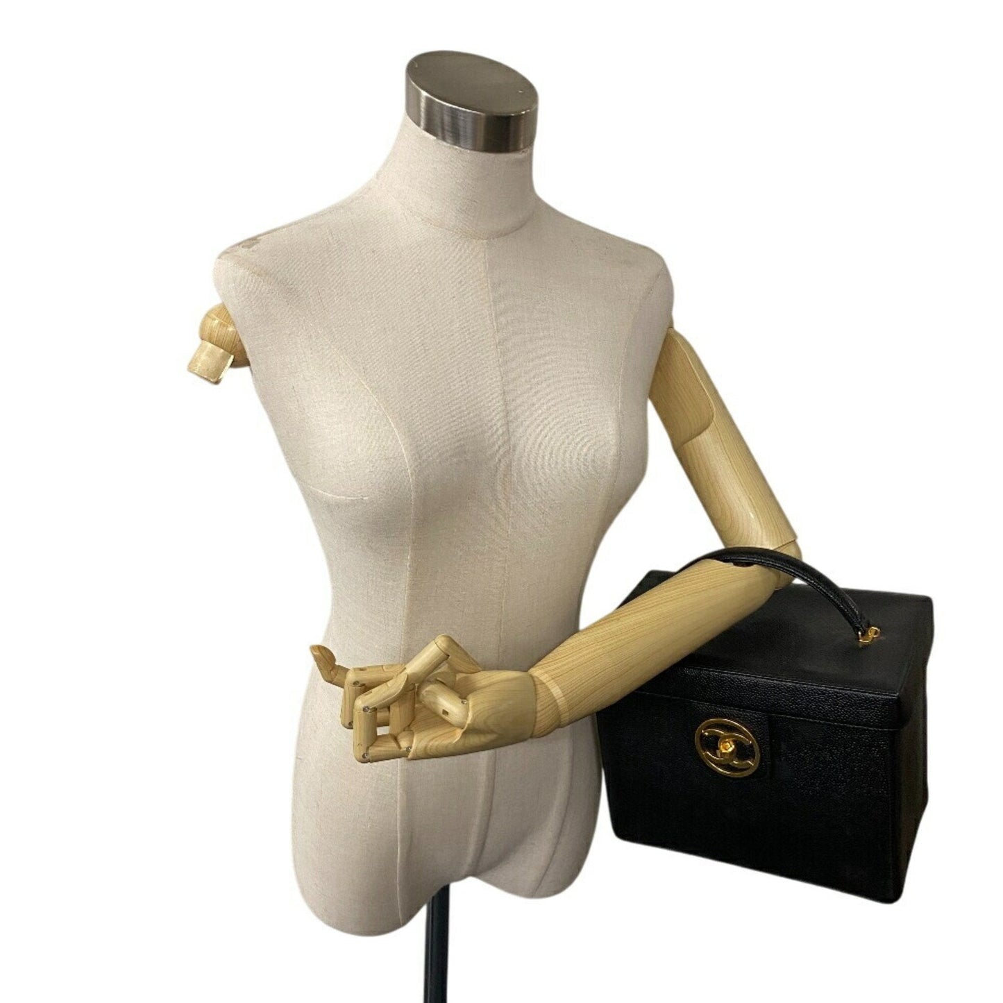 Chanel Vanity Case in Pelle Nera – Vintage - Etoilux