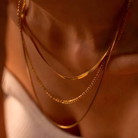 BEHI POLINA NECKLACE - Etoilux