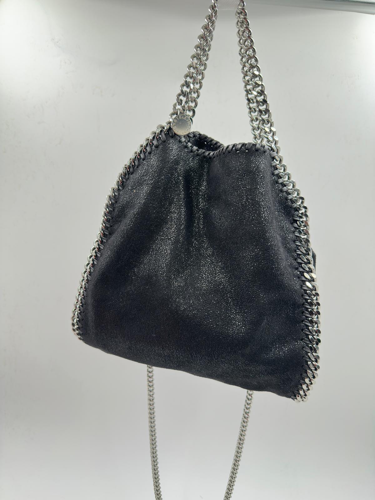 STELLA McCARTNEY – Falabella Mini Tote in Eco Pelle Nera con Catena Argento - Etoilux