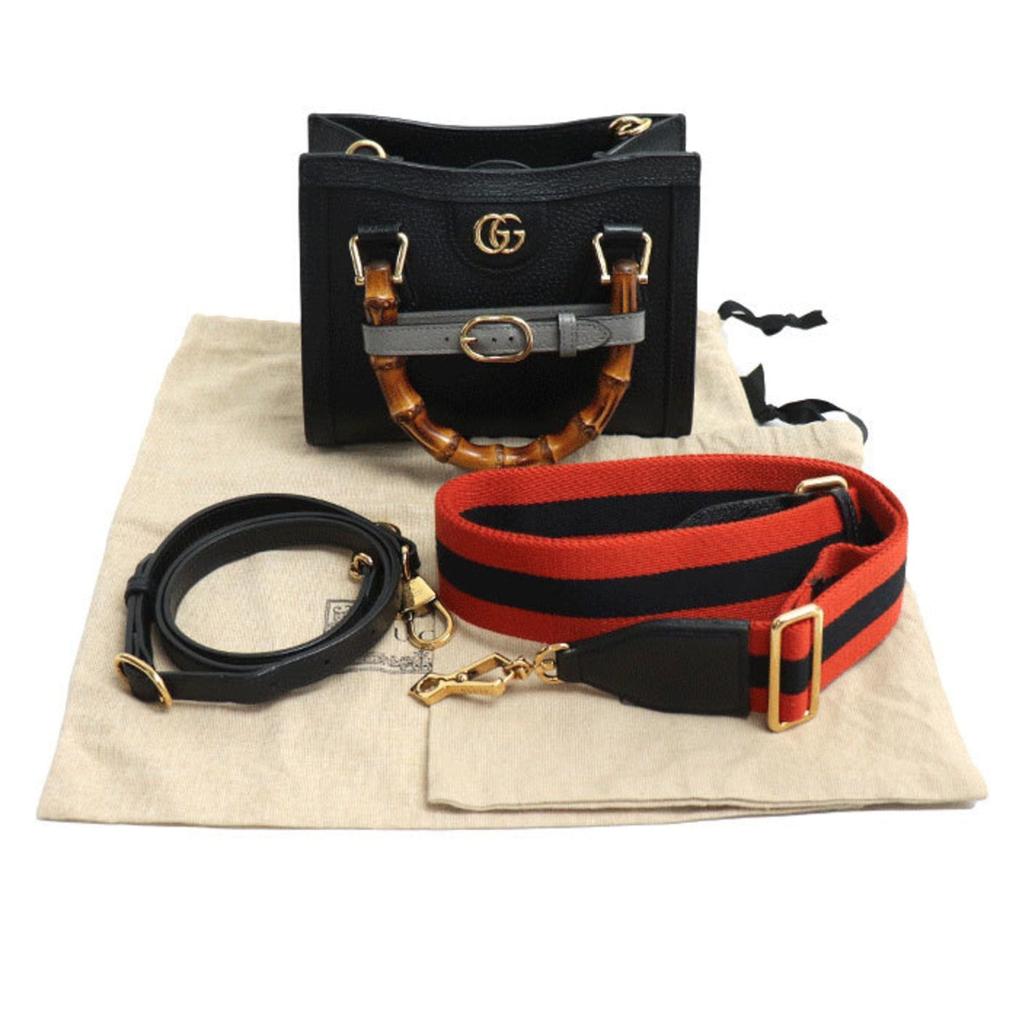 Gucci Bamboo Bag in Pelle Nera – Mini - Etoilux