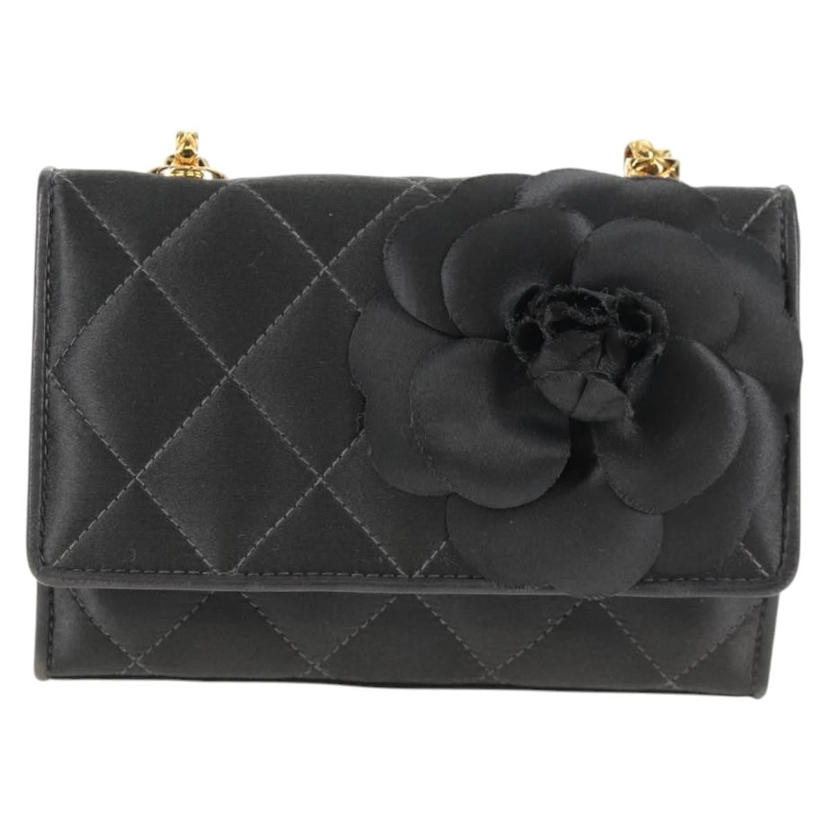 Chanel Mini Flap Bag Vintage Camellia Raso Nero – 15 cm - Etoilux