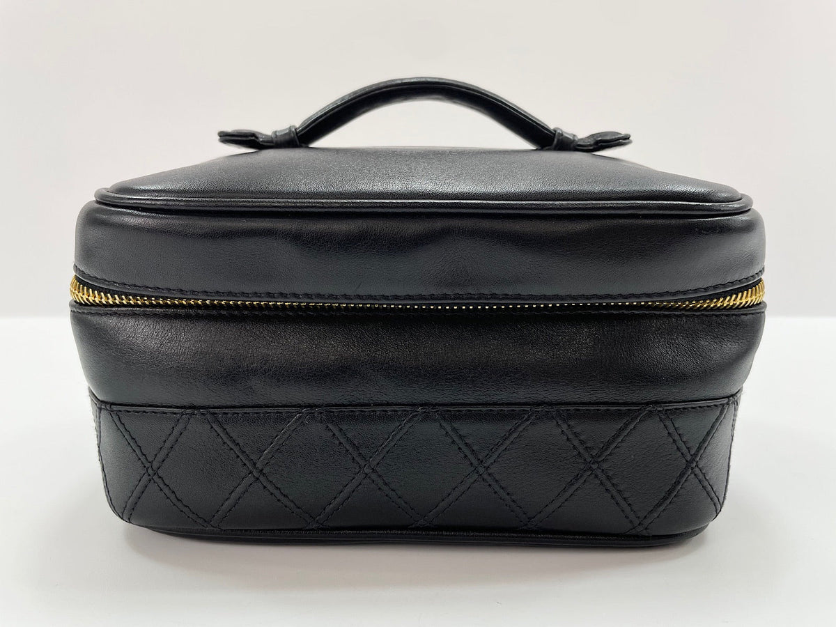 Chanel Matelassé Pelle Nera