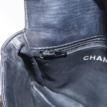 Chanel Vintage CC Flap Belt Bag in Agnello Trapuntato – Nero - Etoilux