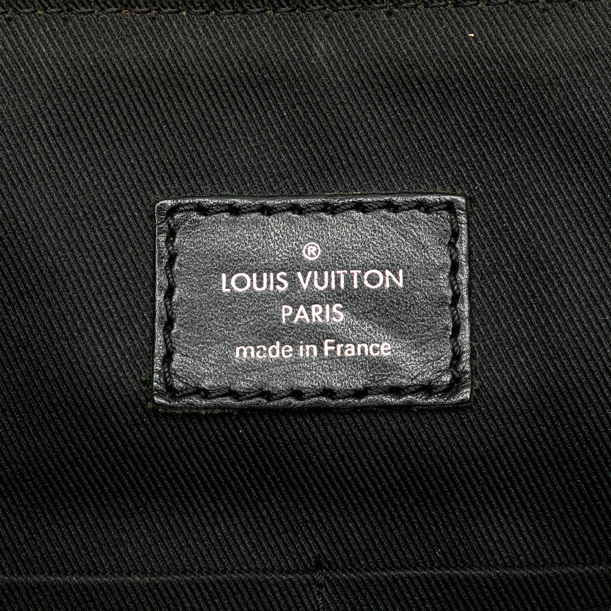Louis Vuitton Christopher Messenger MM Monogram Macassar – 32 cm - Etoilux