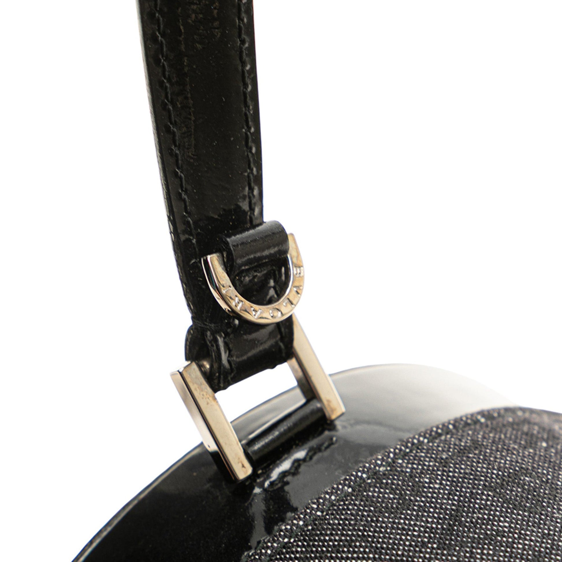 Bvlgari Mini Cylinder Logomania in denim con finiture in pelle verniciata – Nero - Etoilux