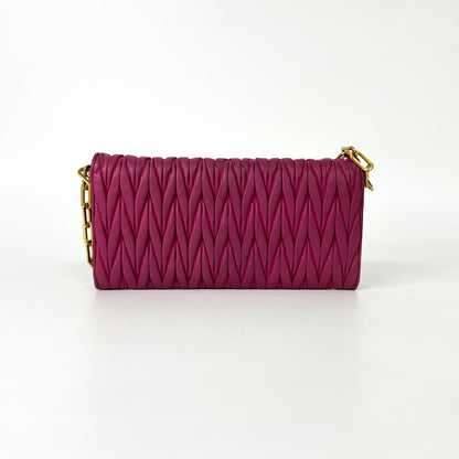Miu Miu Matelassé Chain Shoulder Rosa