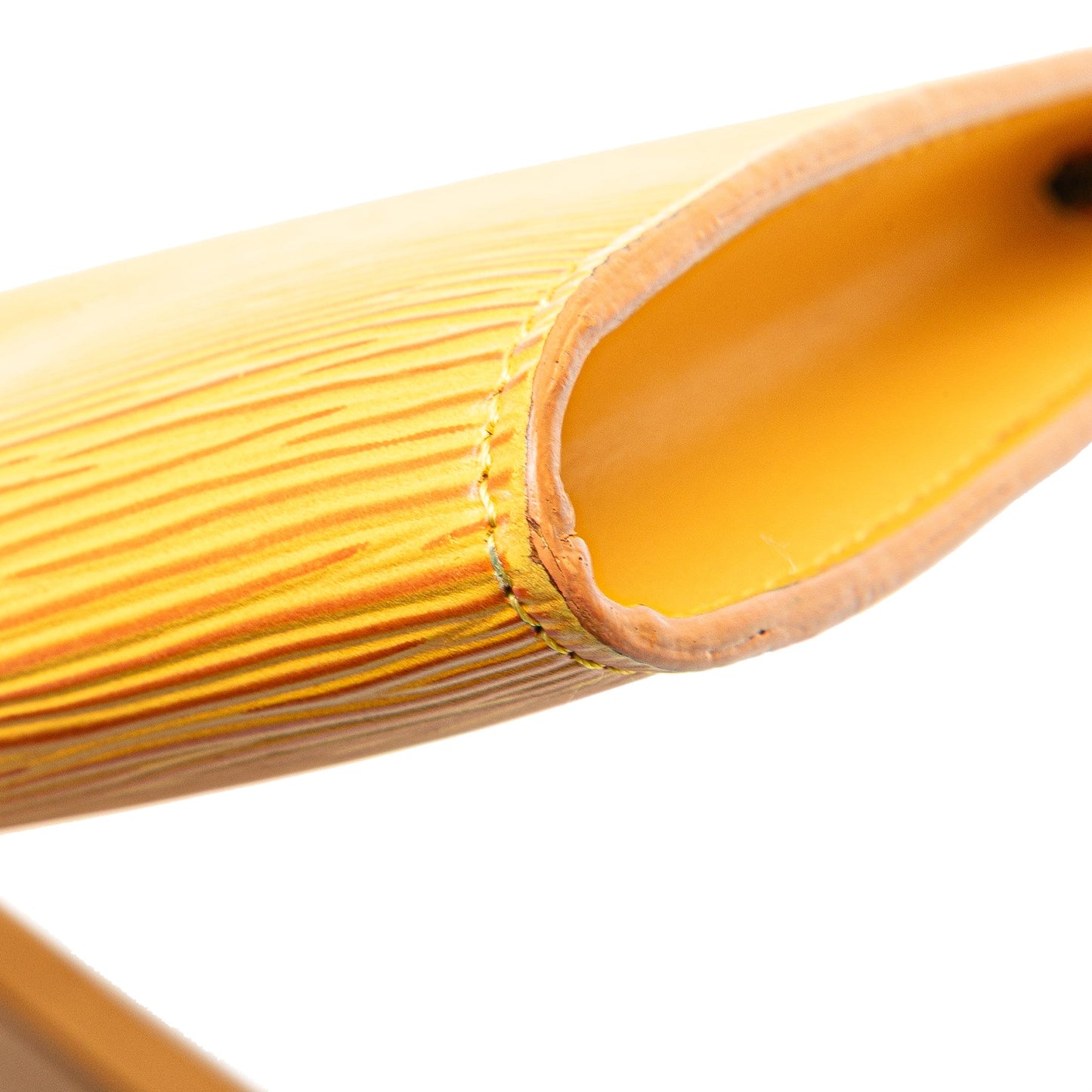 Louis Vuitton Pochette Accessoires Pelle Epi Giallo Tassil 1995 – Made in France