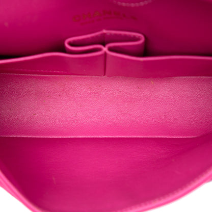 Chanel Timeless Classic Double Flap Medium Chevron Pelle d'Agnello Rosa Fucsia 2015–2016 – 25 cm