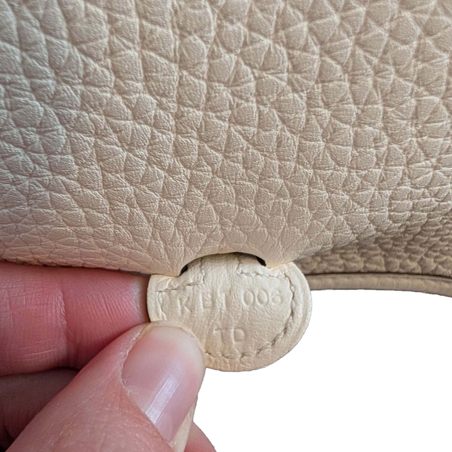 Hermès Evelyne TPM – Craie (2025) – Pelle Clemence