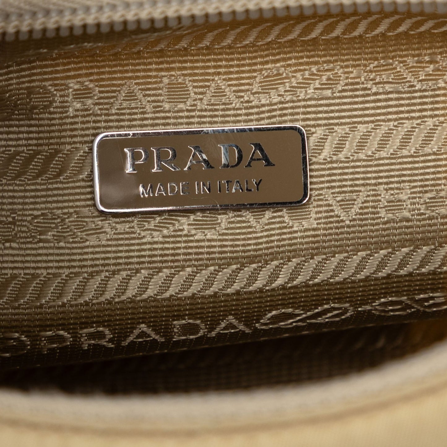 Prada Re-Edition 2000 Mini Bag Nylon Beige – 22 cm