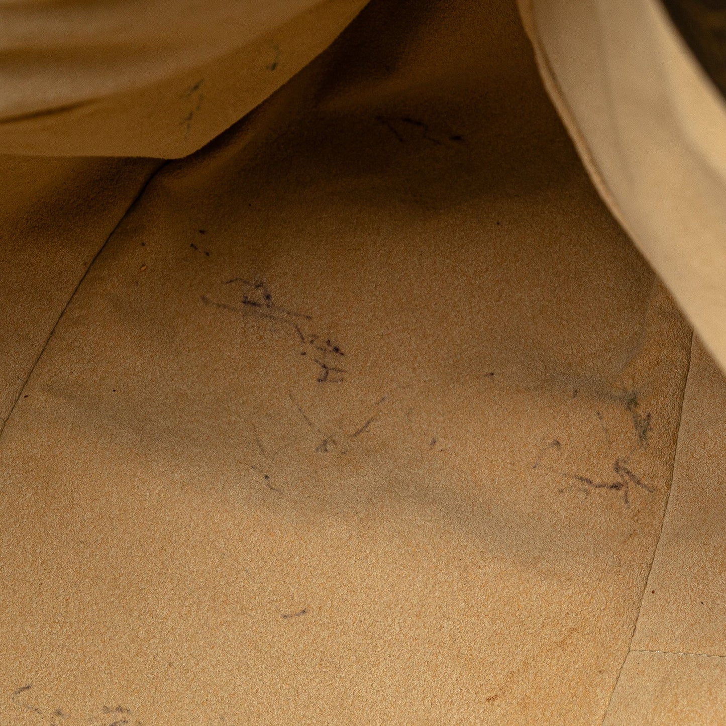 LOUIS VUITTON – Artsy GM Monogram Canvas (2009)