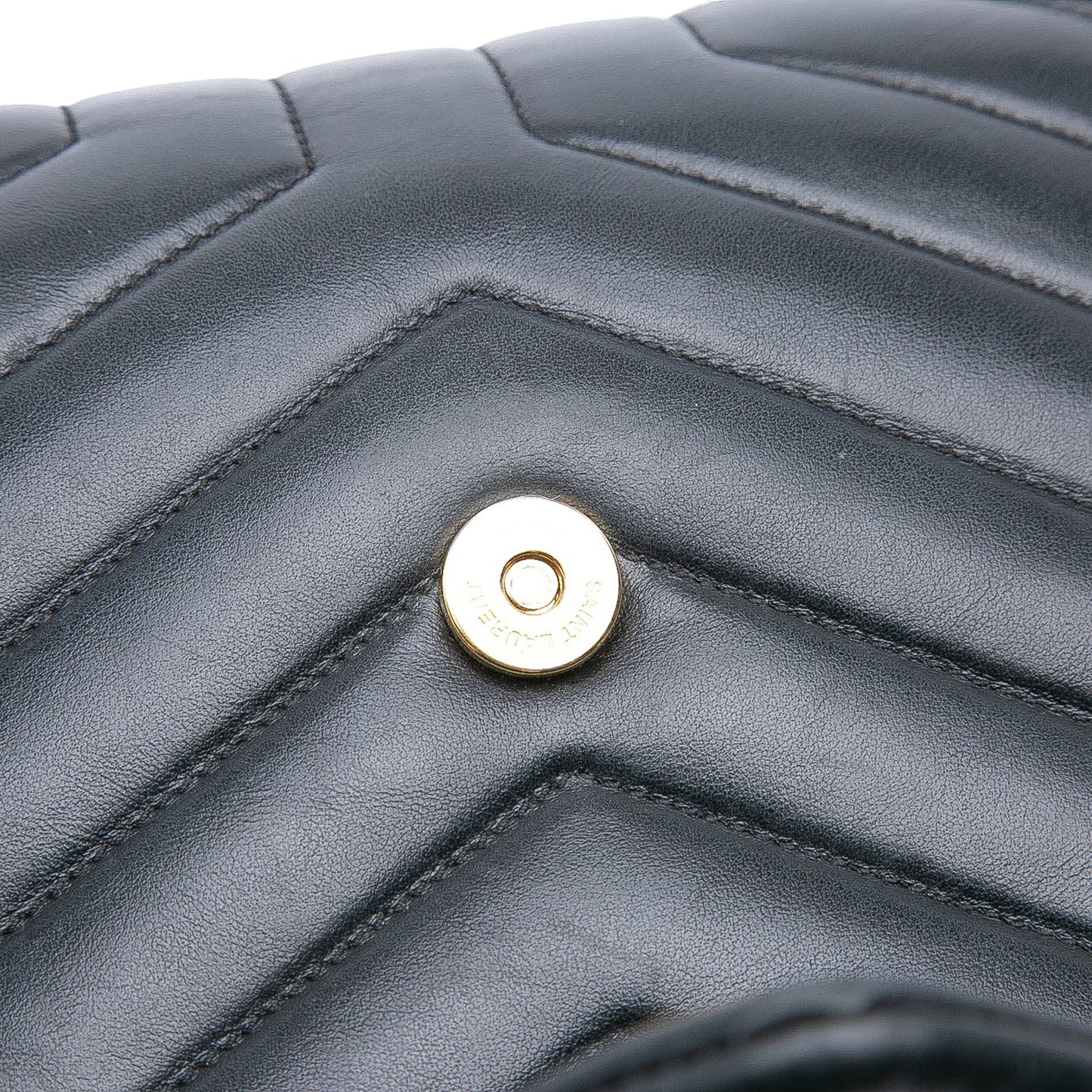 SAINT LAURENT – LouLou Medium in pelle matelassé nera (2020)