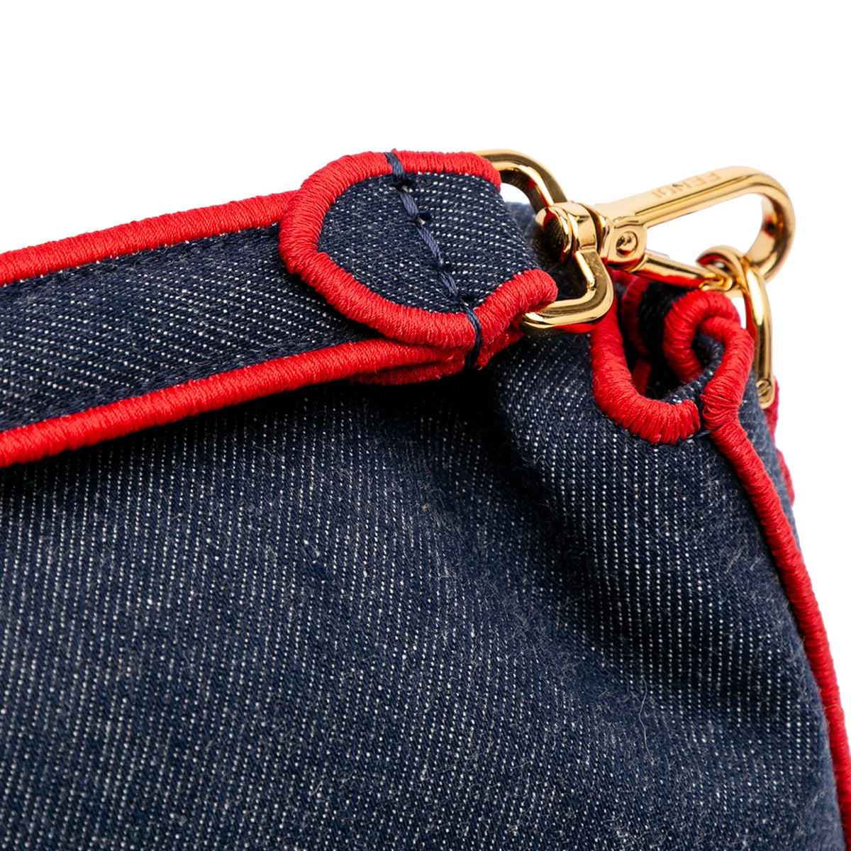 Fendi Baguette Large Denim Blu con Ricamo Rosso – 32 cm
