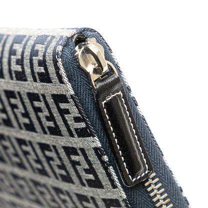 Fendi Portafoglio Zip-Around in Tela FF Zucca Blu – 2000s