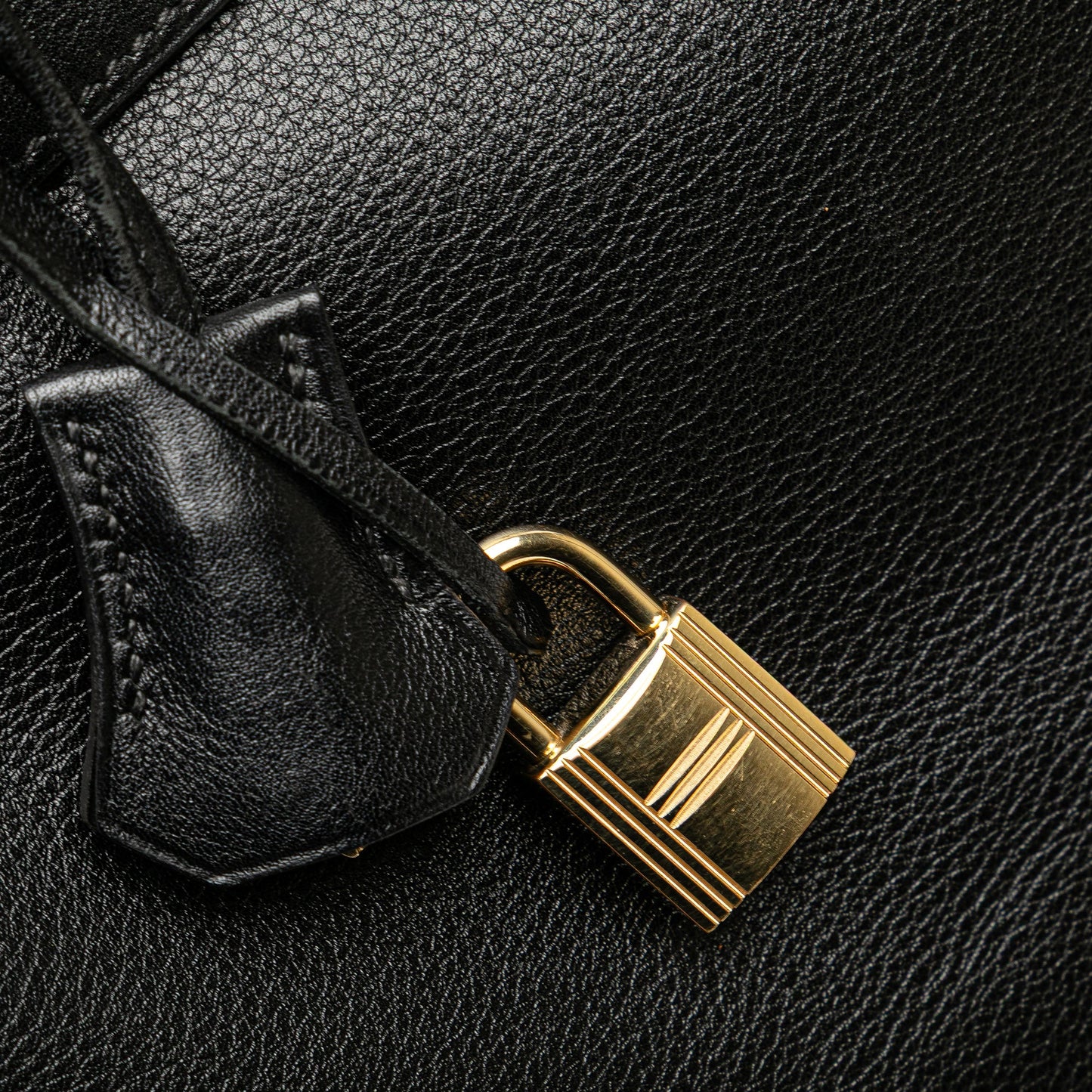 Hermès – Kelly Retourne 35 in Pelle Gulliver Noir (1997)