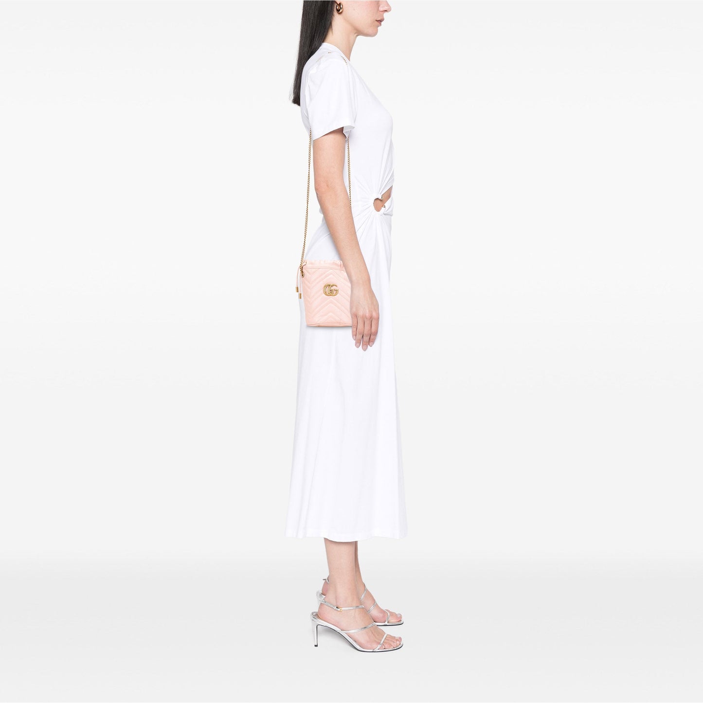 Gucci GG Marmont Mini Bucket Bag in pelle matelassé rosa cipria – 2016/2025