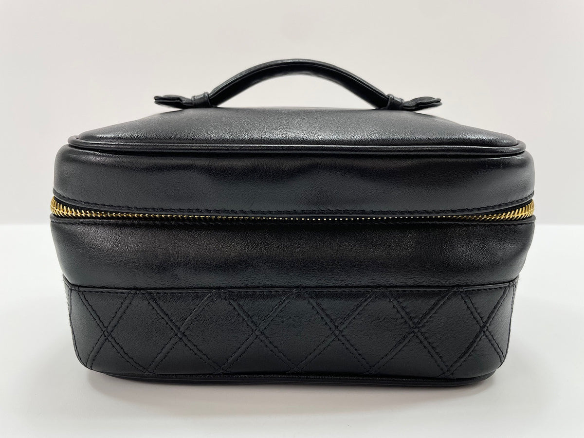Chanel Matelassé Pelle Nera