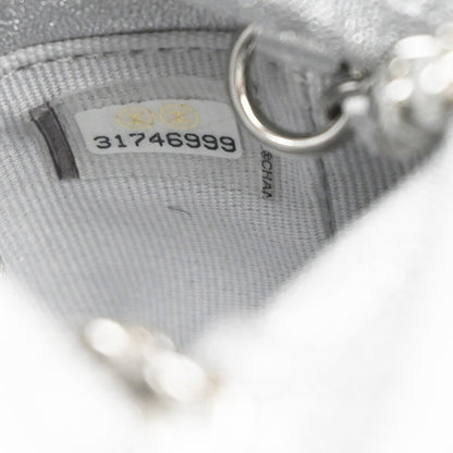 Chanel Mini Bucket Bag Pelle Vitello Trapuntata Argento Metallizzato – 6 cm