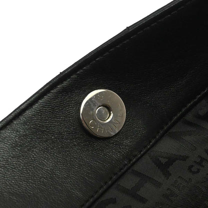 Chanel Chocolate Bar CC Tote Bag Pelle Agnello Nera Hardware Argento – 28 cm