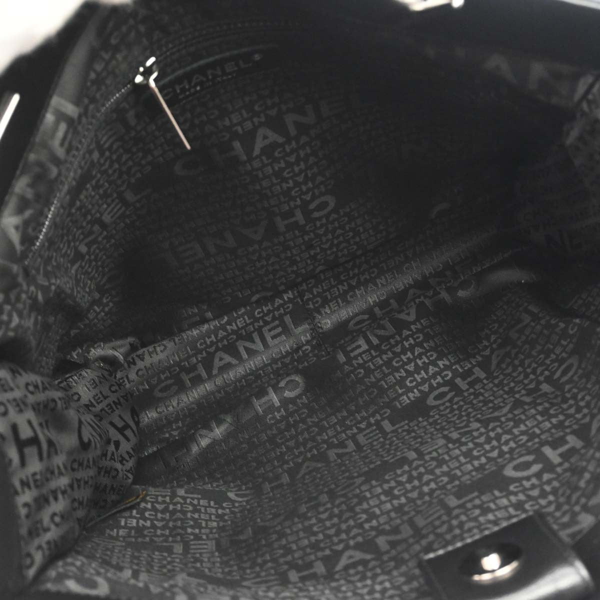 Chanel Chocolate Bar CC Tote Bag Pelle Agnello Nera Hardware Argento – 28 cm