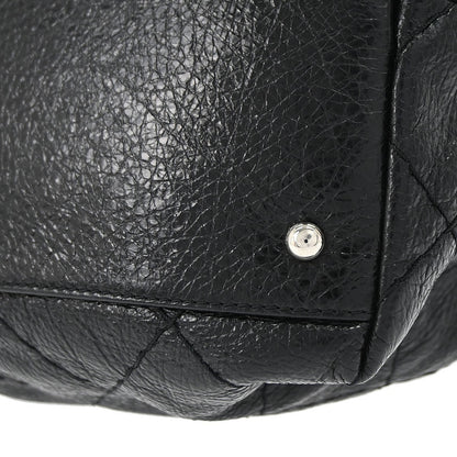 Chanel On the Road Drawstring Bucket Bag Vitello Crinkled Nero Hardware Argento – 29 cm
