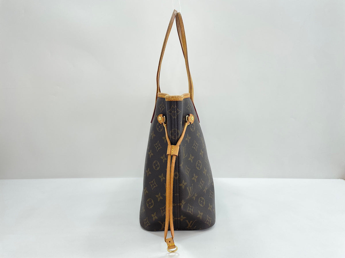 Louis Vuitton	Neverfull