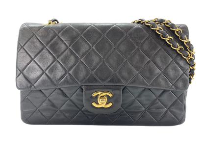 Chanel Matelassé Flap con catena