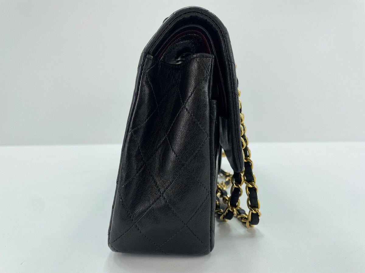 Chanel Matelassé Flap con catena