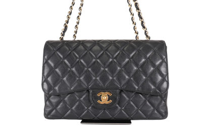 Chanel Matelassé con catena – Caviar, serie 21