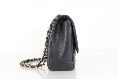 Chanel Matelassé con catena – Caviar, serie 21