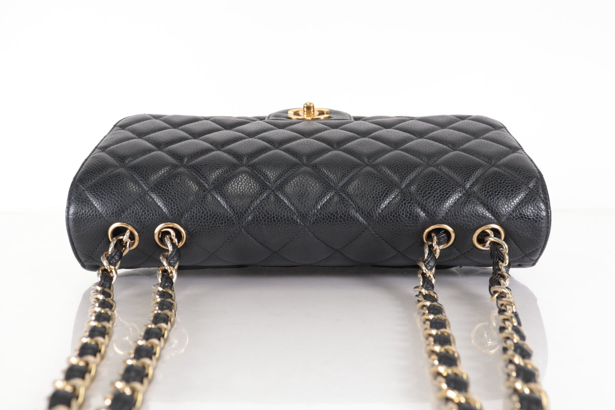 Chanel Matelassé con catena – Caviar, serie 21